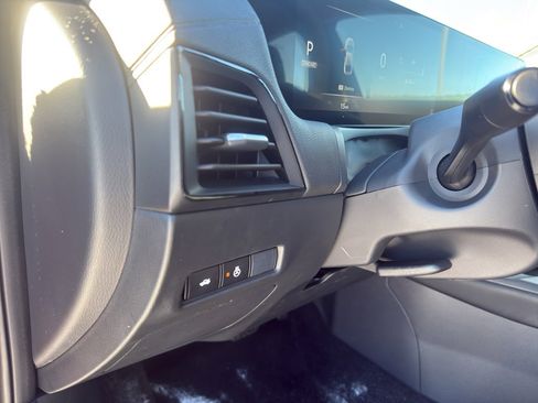 New 2026 Nissan Sentra SV image 13