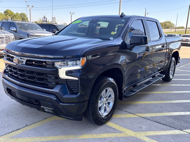 Used 2023 Chevrolet Silverado 1500 RST w/ LPO, Dark Essentials Package AWD/4WD image 10