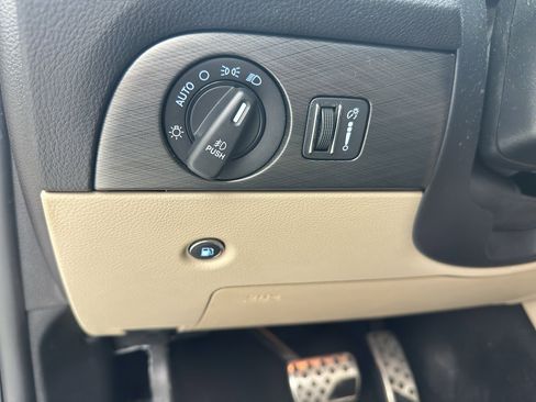 Used 2018 Dodge Durango Citadel w/ Technology Group AWD/4WD image 7