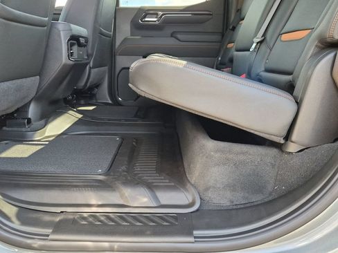 New 2026 GMC Sierra 1500 AT4 w/ Technology Package AWD/4WD image 22