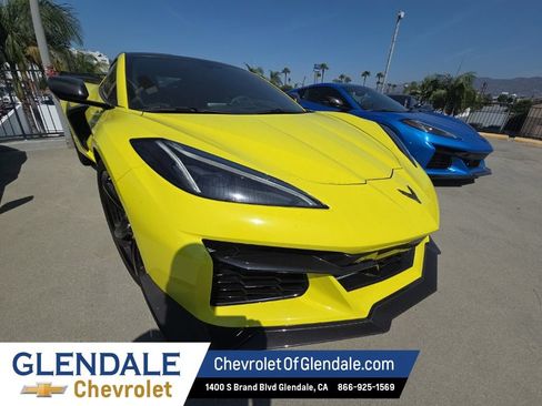 Used 2023 Chevrolet Corvette Z06 w/ Z07 Performance Package RWD image 8