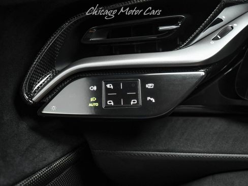 Used 2021 Ferrari SF90 Stradale AWD/4WD image 12
