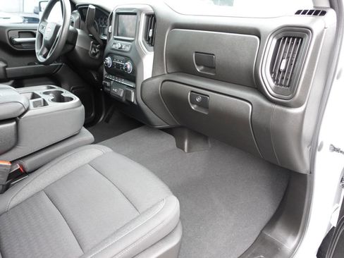 Used 2023 Chevrolet Silverado 1500 Custom image 35