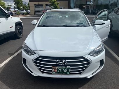 Used 2017 Hyundai Elantra SE