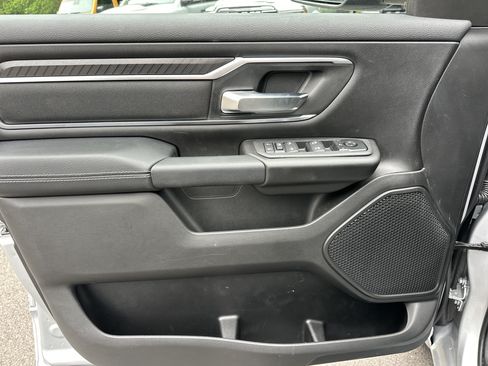 Used 2026 RAM 1500 4x4 Crew Cab image 27