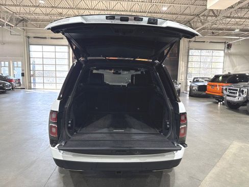 Used 2019 Land Rover Range Rover Supercharged image 15