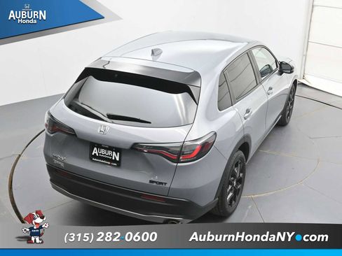 Used 2024 Honda HR-V Sport image 32