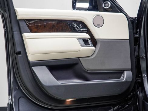 Used 2021 Land Rover Range Rover P525 Westminster Edition LWB AWD/4WD image 37