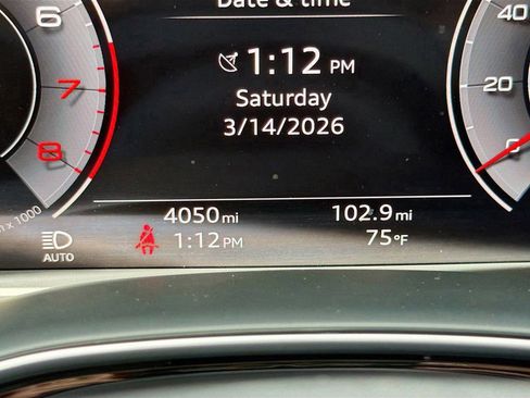 Used 2025 Audi Q7 3.0T Premium AWD/4WD image 45