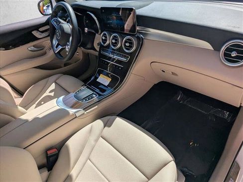 Used 2022 Mercedes-Benz GLC 300 image 22