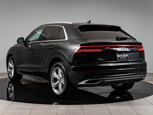 Used 2022 Audi Q8 Premium Plus AWD/4WD image 6