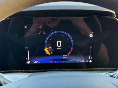 Used 2025 Chevrolet Trax LT image 40