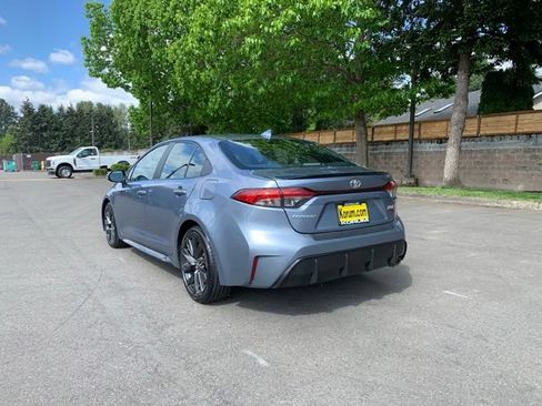 Used 2024 Toyota Corolla XSE FWD image 3