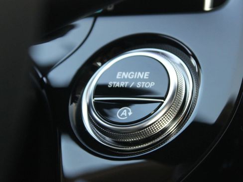 New 2026 Mercedes-Benz E 450 4MATIC Sedan image 27