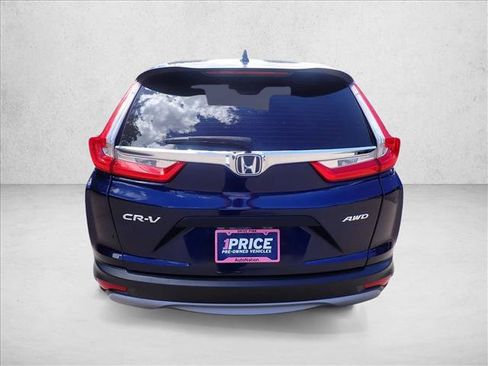Used 2018 Honda CR-V LX image 3