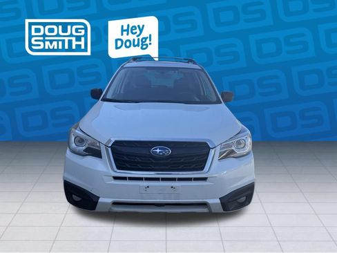 Used 2018 Subaru Forester 2.5i Premium w/ Popular Package #3B AWD/4WD image 3