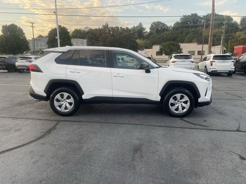 Used 2024 Toyota RAV4 LE image 4