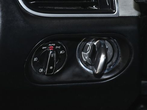 Used 2018 Porsche Macan GTS image 20