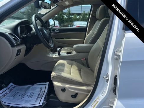 Used 2015 Jeep Grand Cherokee Limited w/ Luxury Group II image 14