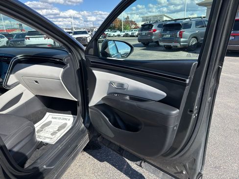 Certified 2023 Hyundai Tucson SEL FWD image 17