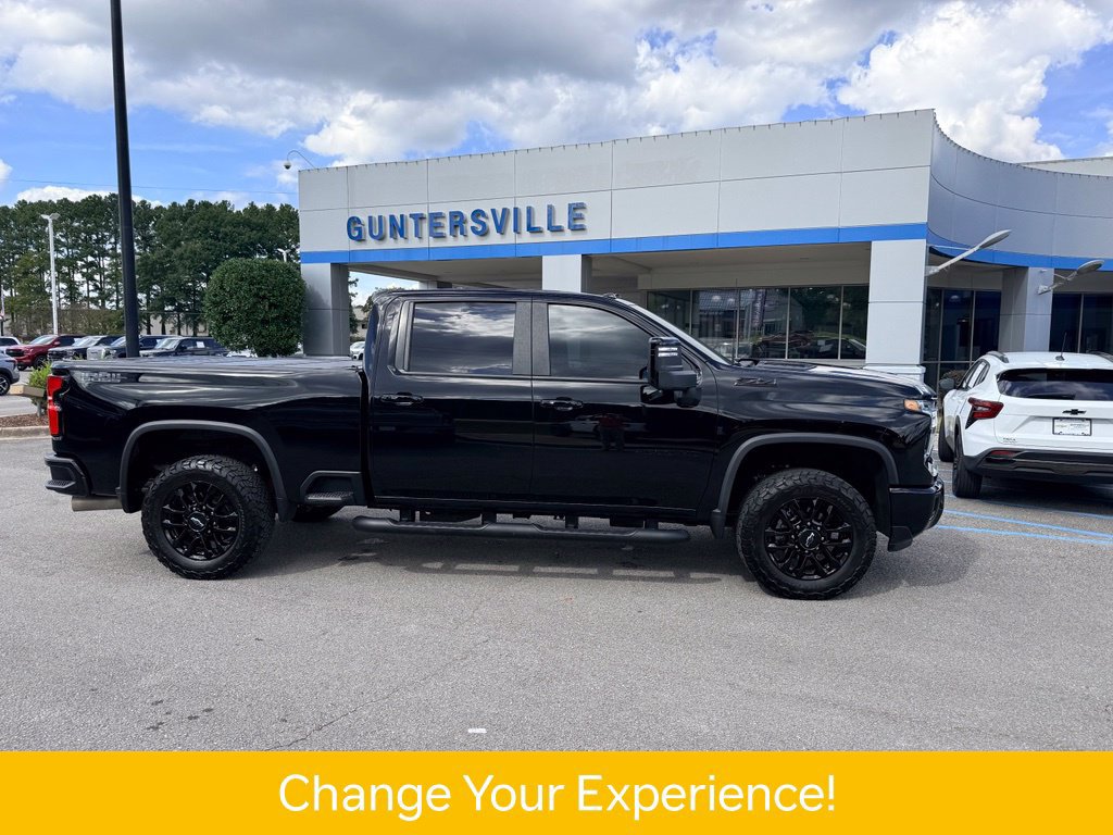 Used 2025 Chevrolet Silverado 2500 LT w/ Trail Boss Package AWD/4WD image 4