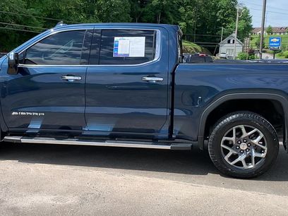 Used 2022 GMC Sierra 1500 SLT w/ SLT Premium Plus Package