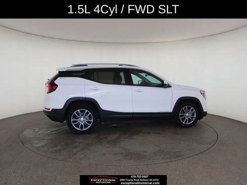 Used 2023 GMC Terrain SLT image 22