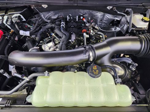 New 2026 Ford Expedition Active image 26