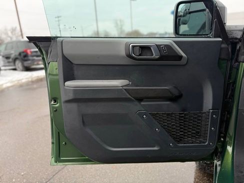 Used 2023 Ford Bronco Big Bend w/ Sasquatch Package image 11