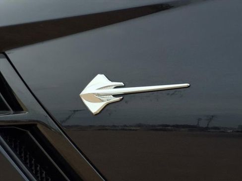 Used 2015 Chevrolet Corvette Stingray Coupe w/ 2LT Preferred Equipment Group image 8