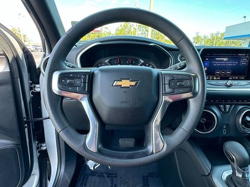 Used 2021 Chevrolet Blazer LT image 12