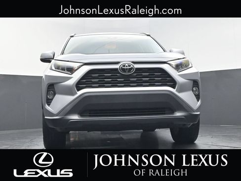 Used 2021 Toyota RAV4 XLE Premium AWD/4WD image 15