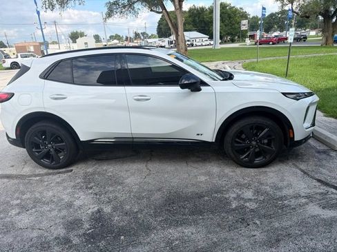 Used 2025 Buick Envision Sport Touring AWD/4WD image 4