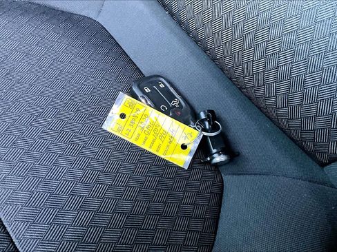 Used 2020 GMC Sierra 1500 SLE w/ SLE Value Package image 13