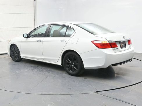 Used 2013 Honda Accord LX image 21
