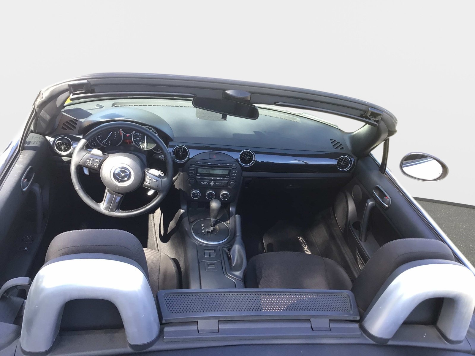 Used 2014 MAZDA MX-5 Miata Sport RWD image 8