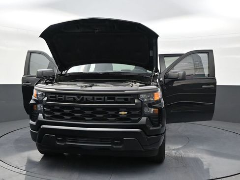 Used 2023 Chevrolet Silverado 1500 Custom image 33