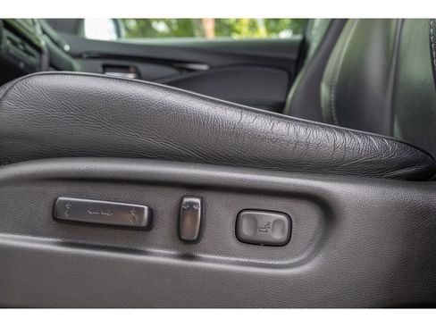 Used 2019 Honda Pilot Elite image 19