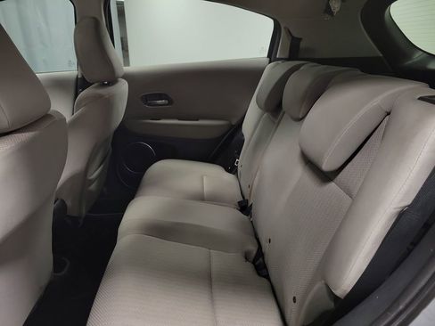 Used 2017 Honda HR-V EX image 21