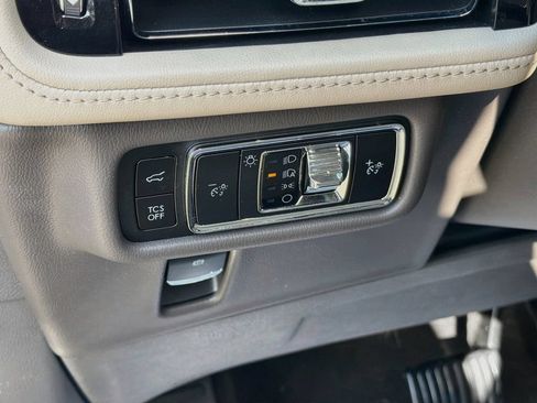 Used 2023 Lincoln Nautilus Reserve w/ Equipment Group 201A AWD/4WD image 10