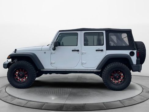 Used 2018 Jeep Wrangler Unlimited Sport image 2