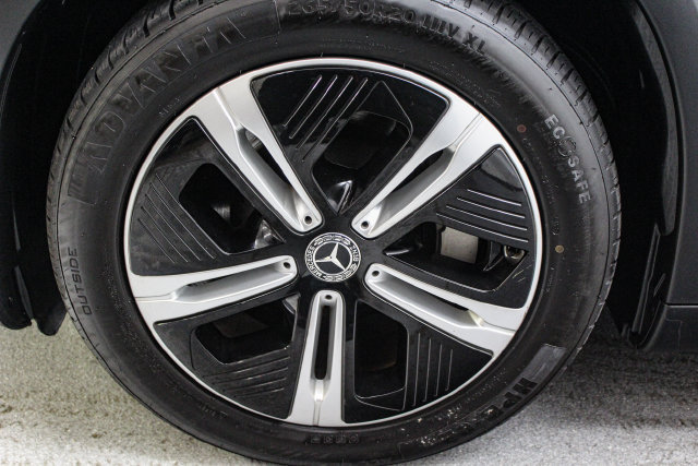 Used 2023 Mercedes-Benz EQS 450+ 4MATIC SUV image 32