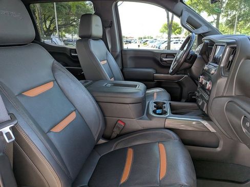 Used 2022 GMC Sierra 1500 AT4 w/ AT4 Premium Package image 15