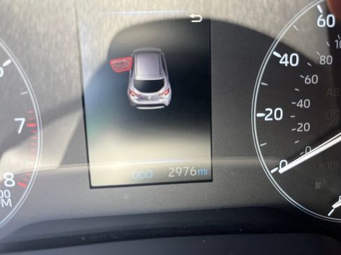 Used 2026 Toyota Corolla SE FWD image 4