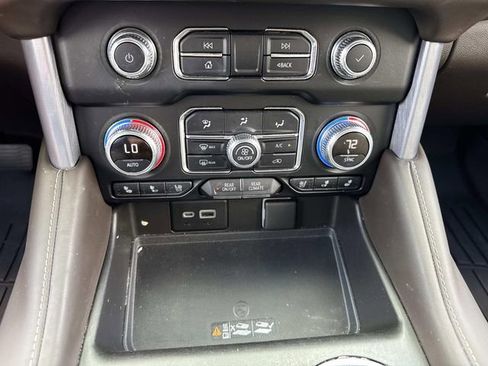 Used 2021 GMC Yukon SLT w/ SLT Premium Package RWD image 27