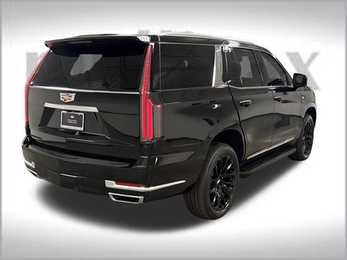 New 2025 Cadillac Escalade Luxury image 23