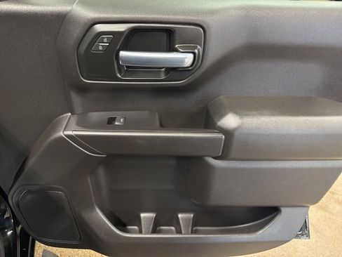 Used 2021 Chevrolet Silverado 1500 Custom Trail Boss image 25