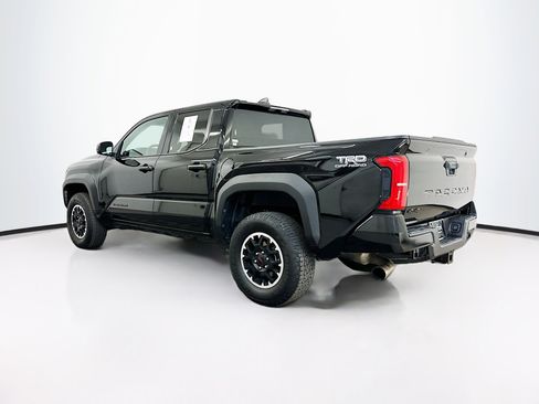 Used 2025 Toyota Tacoma TRD Off-Road image 5