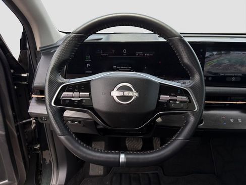 Used 2023 Nissan Ariya FWD image 10