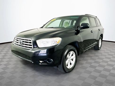 Used 2010 Toyota Highlander 2WD w/ Cold Weather Pkg image 5